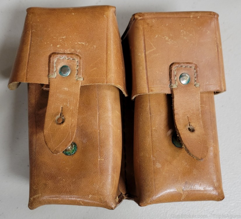 Yugoslavian SKS leather pouch for cleaning accessories -img-0