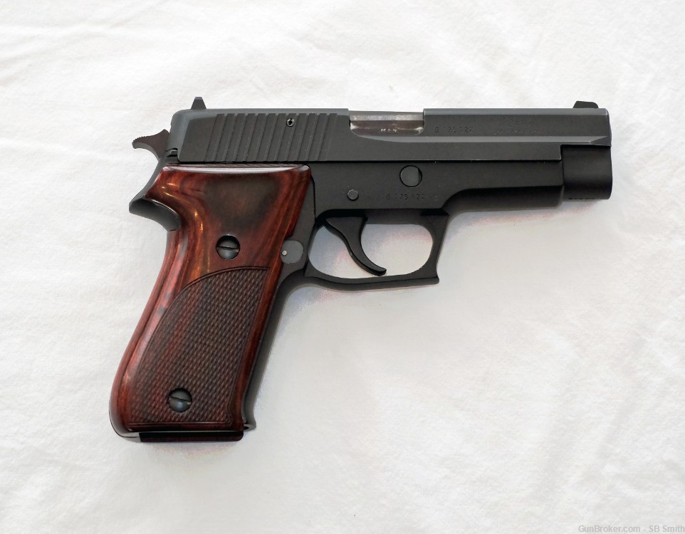 Last Chance! West German P220 Wood Grips 3 Mags 1990-img-2