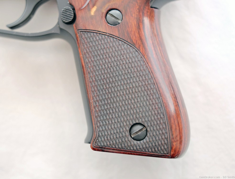 Last Chance! West German P220 Wood Grips 3 Mags 1990-img-4