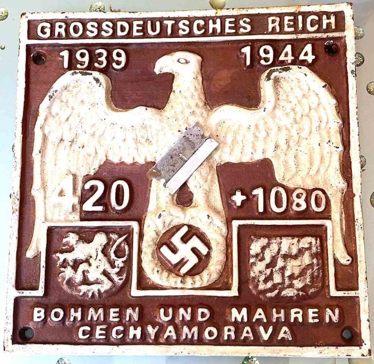 GERMAN WWII METAL BUILDING SIGN-img-0