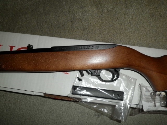 RUGER 10/22 CARBINE NEW UNFIRED FROM FACTORY LOOK-img-5