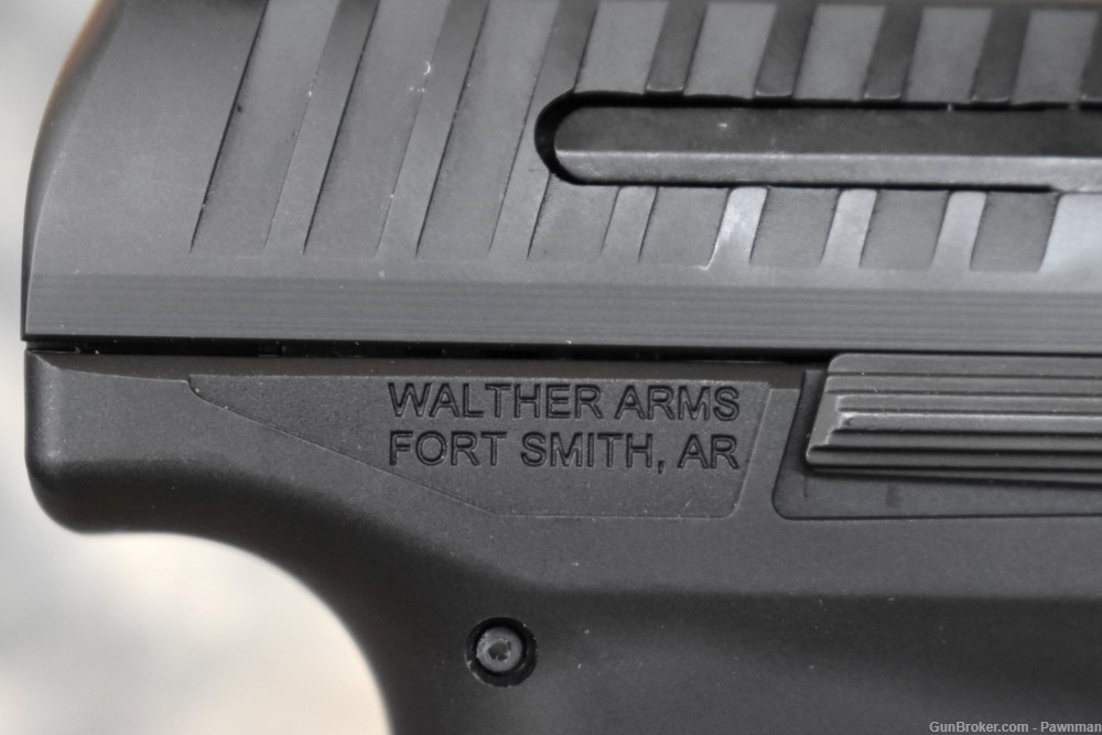 Walther PPQ in 9mm - threaded barrel-img-3