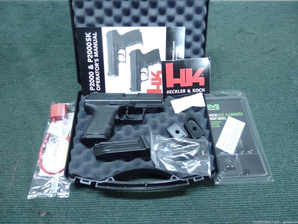 H&K P2000 V3 SUB-COMPACT 9MM - NIGHT SIGHTS - MINT W/ BOX - APPEARS UNFIRED-img-0