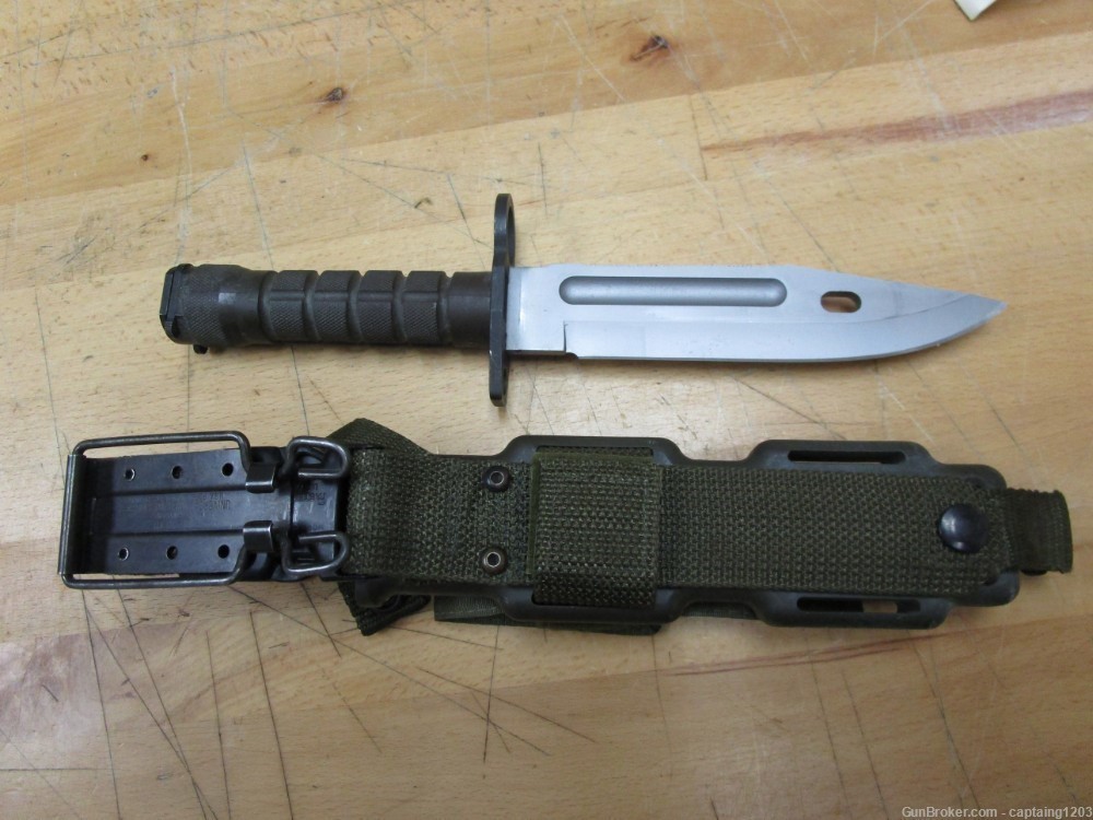 Phrobis III M9 Military Fixed Blade/Saw Tooth & Sheath- USA-NOS!-img-6