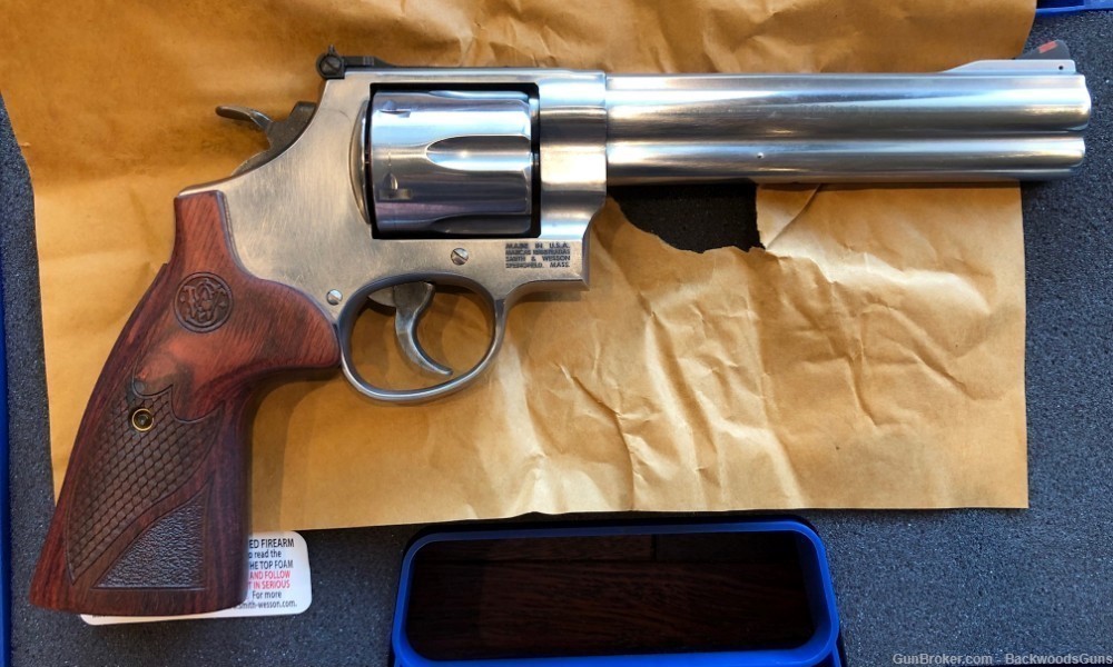 Smith & Wesson 629 DELUXE 44 MAGNUM 150714 6.5" bbl STAINLESS S&W-img-1