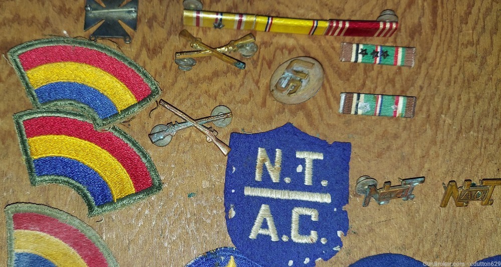 USGI WW2 badges and pins - original-img-3