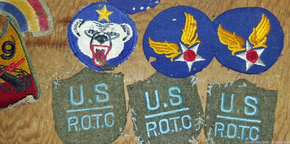 USGI WW2 badges and pins - original-img-2