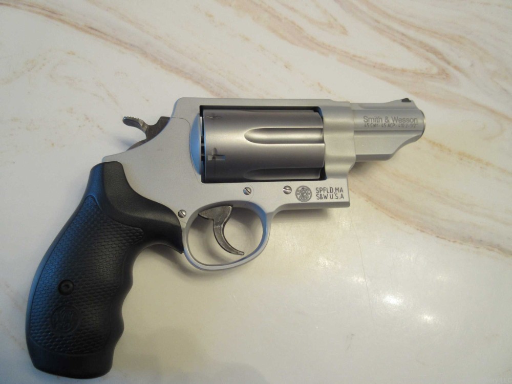 S&W Governor .410 Gauge .45 ACP .45LC Revolver 2.75" 6 Rd DA/SA $75 rebate -img-1
