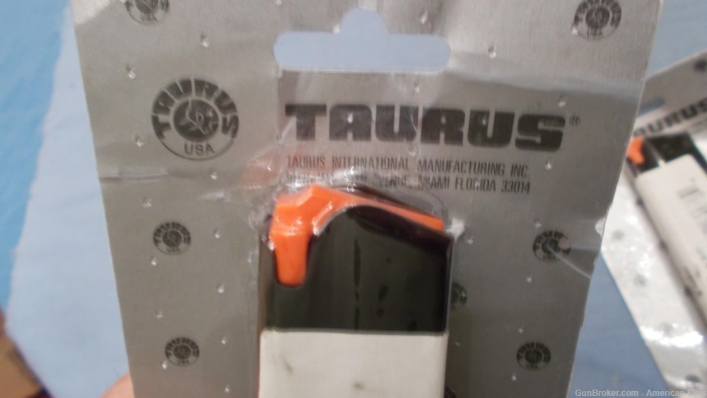 [2] Taurus Magazines PT840 40sw 15rd Factory part# 5-10840 NOS -img-10