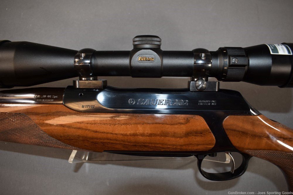 Excellent Sauer 202 - .30-06 Bolt-Action Rifle w/ Nikon 3-9x40 Scope-img-9
