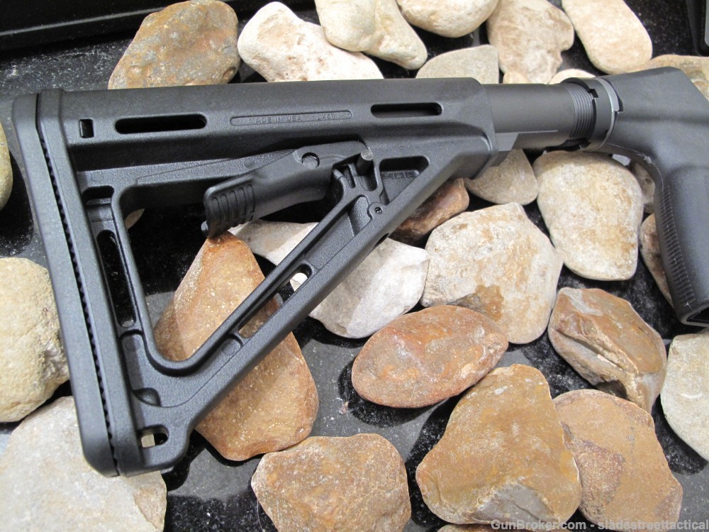 Mossberg 500 590 Pistol Grip Magpul Stock + Picatinny Forend MILSPEC Black-img-1