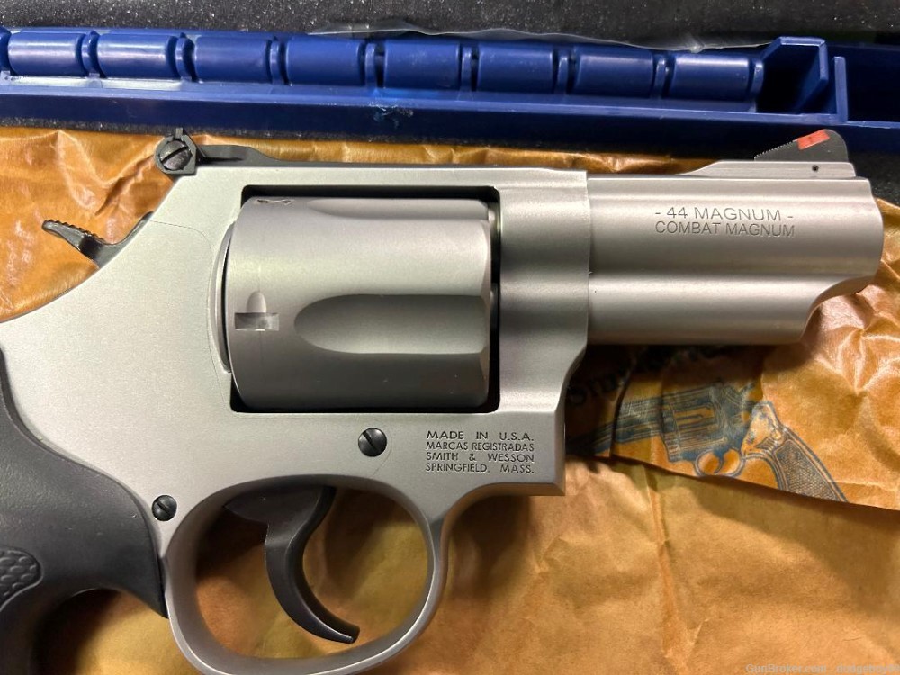 Smith and Wesson Model 69 44 Magnum Revolver-img-1