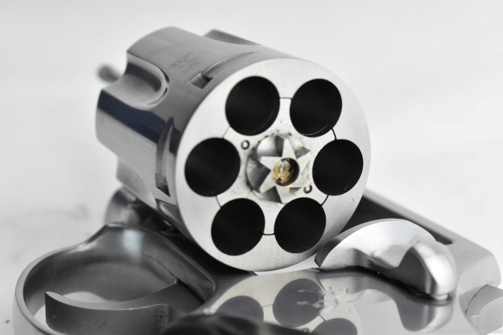 BOBBED Hammer Colt SF-VI .38 Spl 2" Revolver SF1022 SFVI w/  FACTORY CASE -img-18