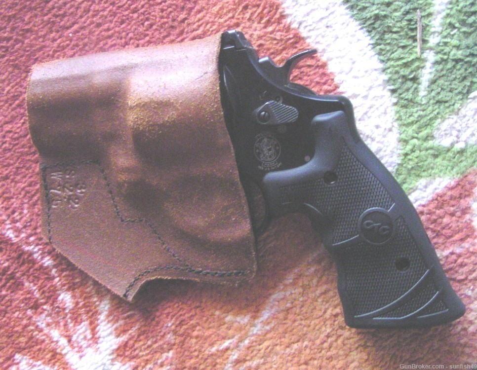 S&W 327NG 357mag 8-shot w/Crimson Trace laser grips, pocket holster-img-2