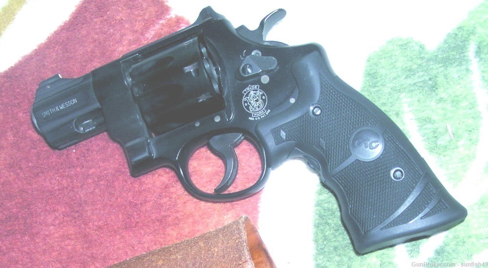 S&W 327NG 357mag 8-shot w/Crimson Trace laser grips, pocket holster-img-0