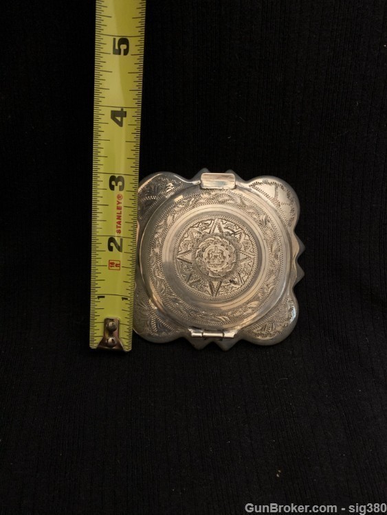 VINTAGE MEXICAN STERLING SILVER LADIES MAKEUP COMPACT WITH AZTEC  DESIGN-img-6