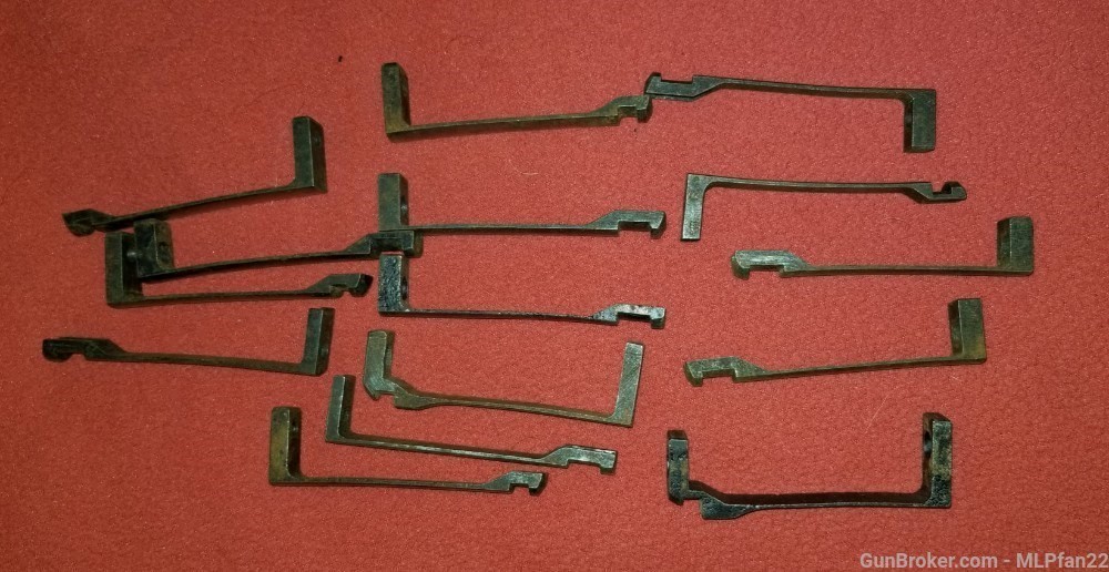 Lot of 15 vintage Mauser front barrel band springs parts-img-0