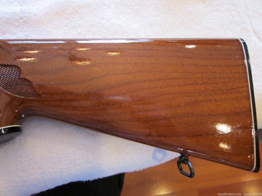 Remington Model 7600 6mm REM (FLAWLESS COLLECTOR'S CONDITION)-img-4