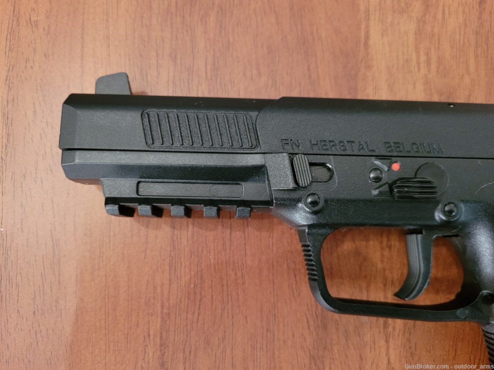 FN FIVE-SEVEN (5.7) with 2 Mags and Case - Like New (BARELY FIRED)-img-3