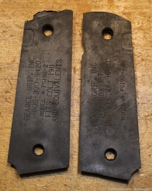 One Pair Full Size or Government Size 1911 Uncle Mike Rubber Grips-img-1