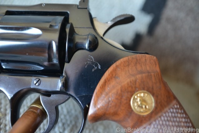 Colt Python 6 inch 357 Mag Orig wood grips SUPER-img-3