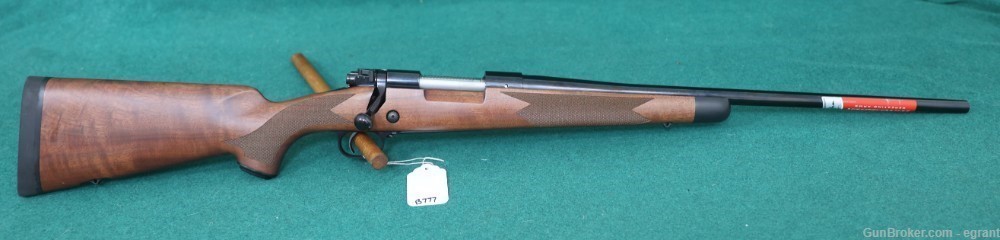 B777 Winchester model 70 Classic Sporter 6.5 Creedmoor ANIB -img-1