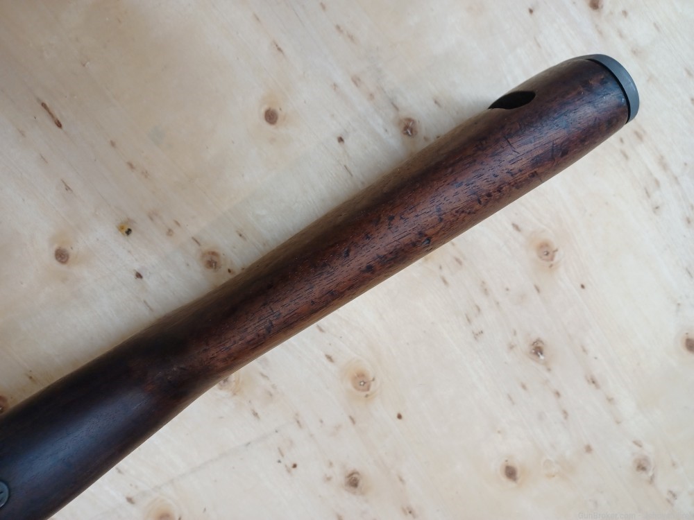 WW2 M1 carbine walnut stock marked Underwood -img-4