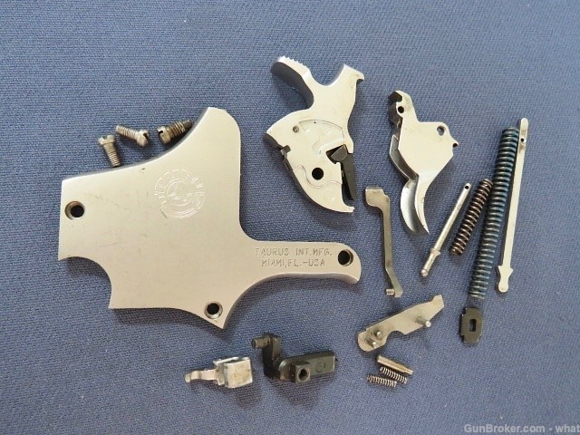 Taurus Model Tracker .357 Magnum Revolver Small Parts Lot Hammer Trigger-img-0