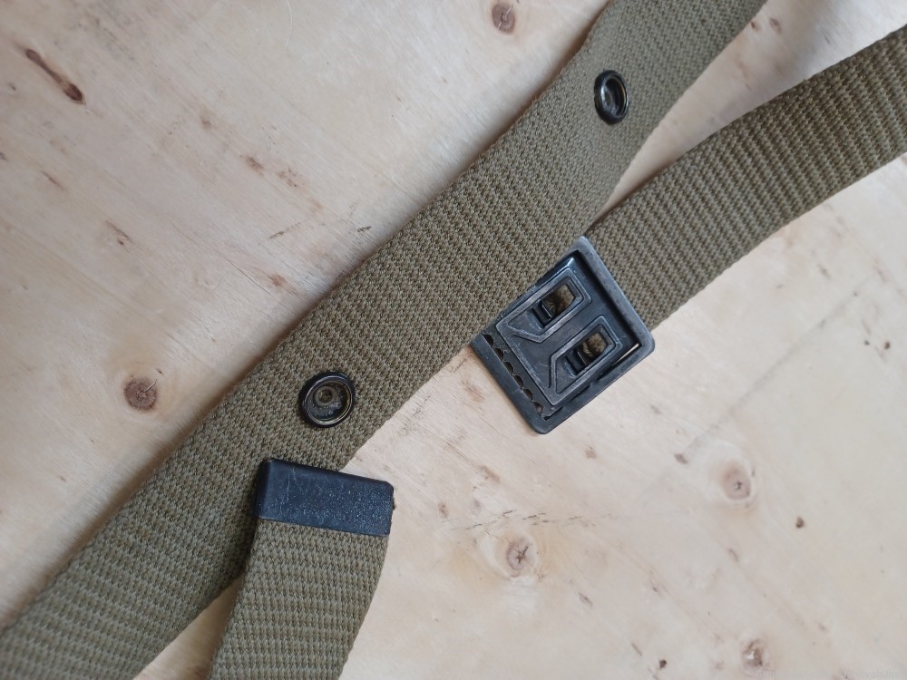 WW2 M1 carbine utility belt, holds 5 of the 2 magazine pouches -img-2