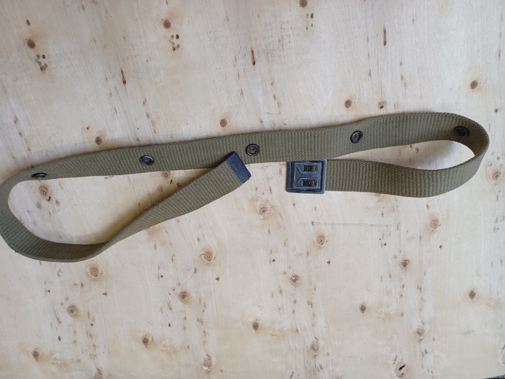 WW2 M1 carbine utility belt, holds 5 of the 2 magazine pouches -img-3