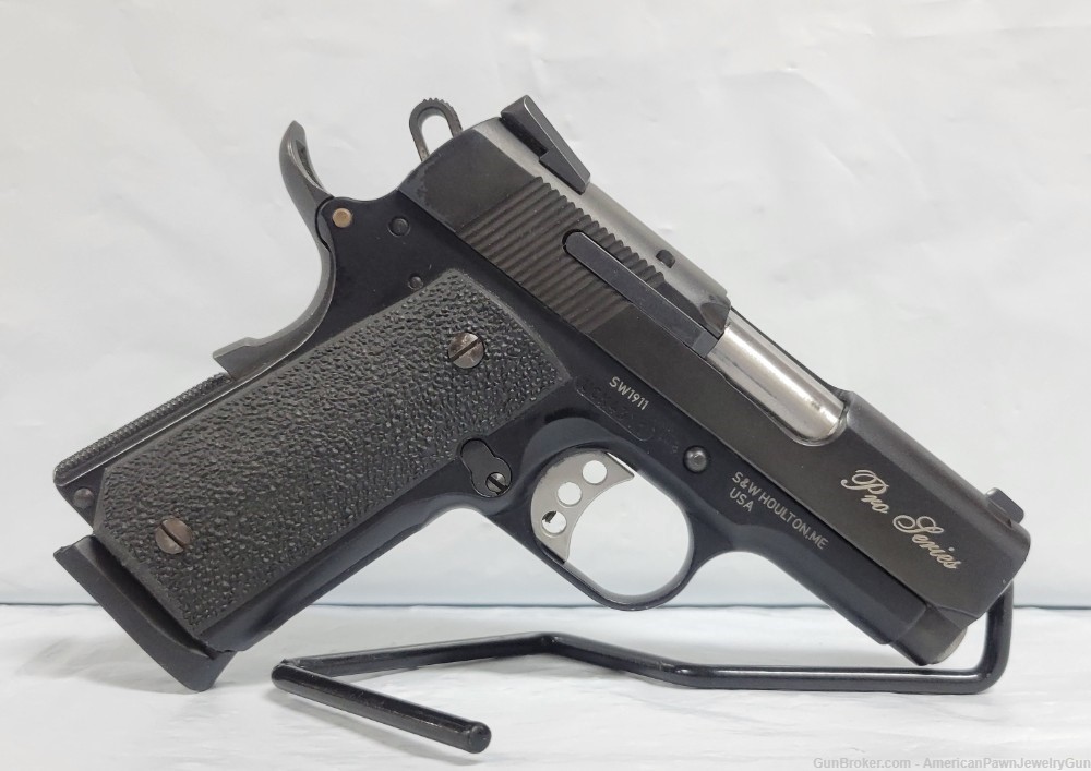 Excellent Smith & Wesson SW1911 Pro Series .45ACP w/ One Mag-img-0