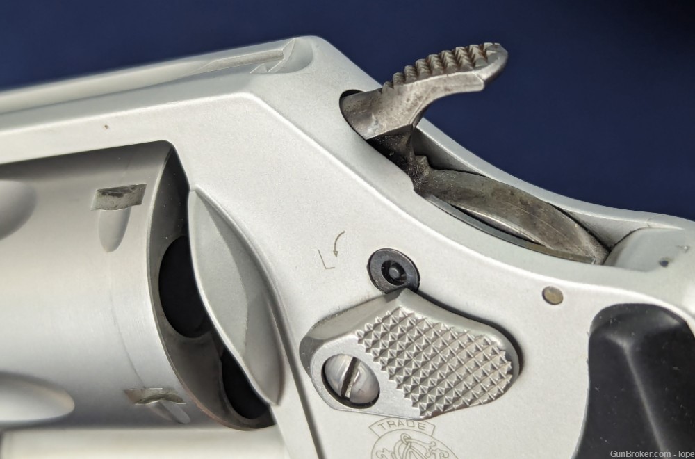 Fine S&W Model 37 Airweight .38 +P Revolver-img-9