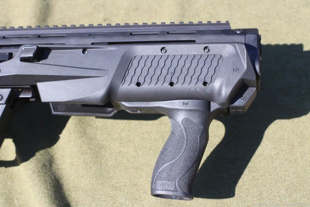 Smith & Wesson M+P 12Ga shotgun -img-2