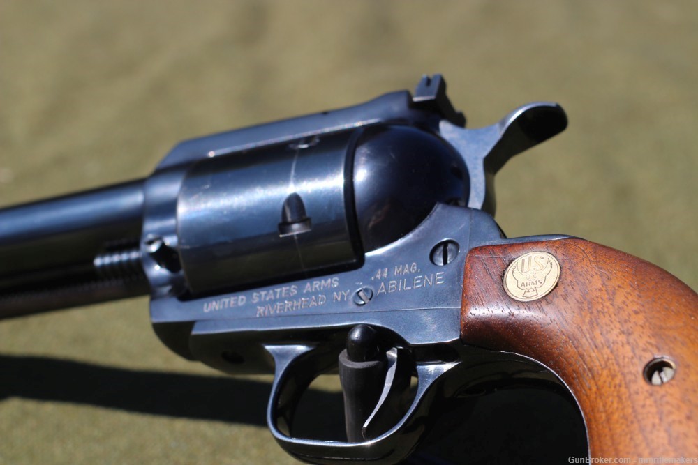 United States Arms Abilene .44 Mag Revolver -img-4