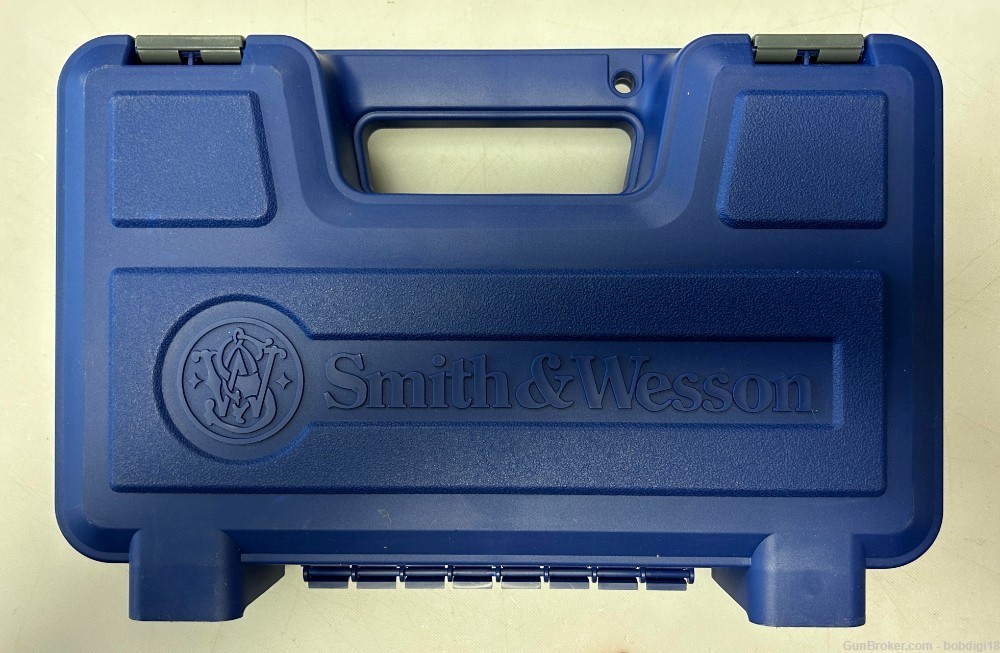 Smith & Wesson 160584 617 4" .22lr 10rd Stainless 671-6 NO CC FEES-img-2