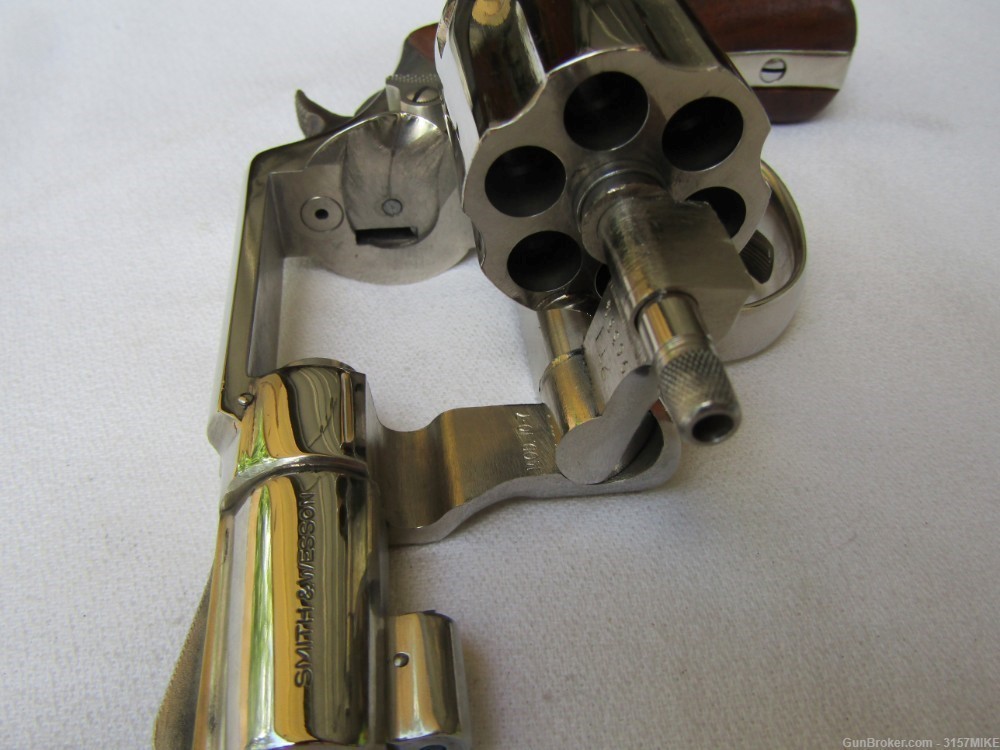 Smith & Wesson Model 10-7 .38 M&P, .38 Special, 2" Barrel-img-11