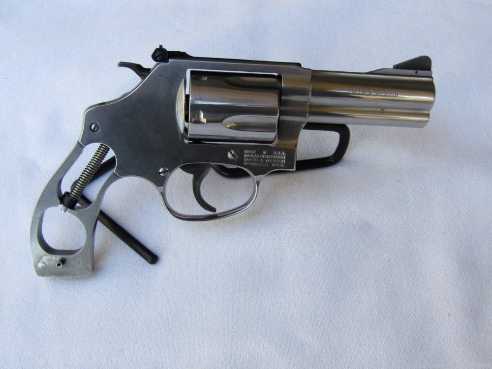 Smith & Wesson Model 60-15 Chiefs Special Target Variation, .357 Mag, 3" Br-img-24