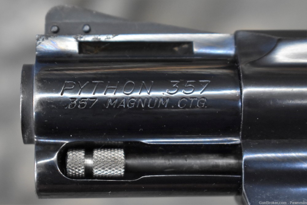 Colt Python in 357 Mag built 1971  2½” barrel!-img-2