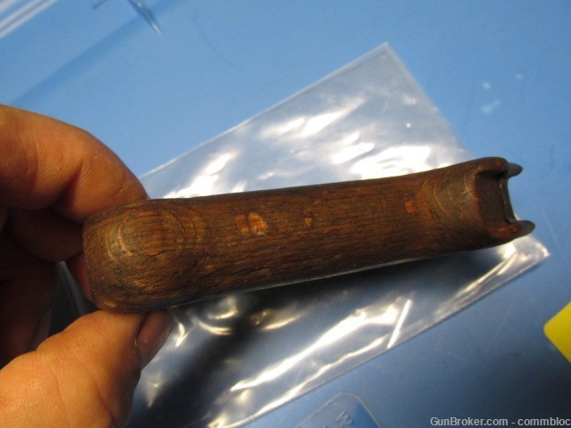 EARLY 1963 VINTAGE ROMANIAN SKINNY WOOD AK GRIP MATCH FOR NORTH KOREAN-img-5