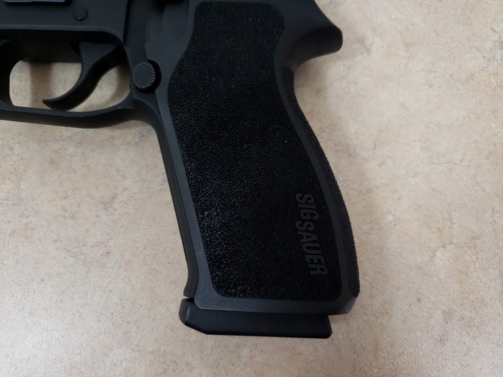 Sig Sauer P220 .45 ACP Semi-Auto Pistol – 2 Magazines-img-1
