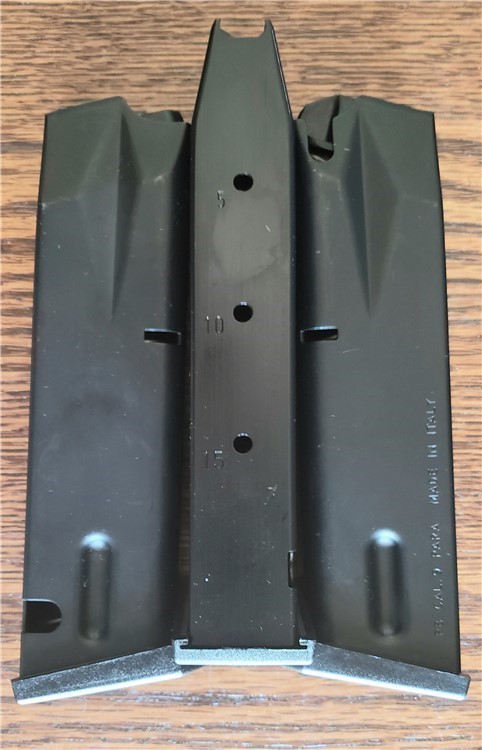 Beretta 92 9mm Magazines 3- 15rd; Made in Italy-img-0