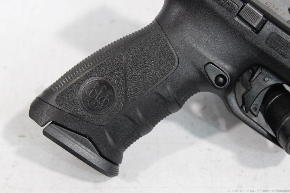 Beretta APX RDO 9mm 17rd Made in Italy-img-11