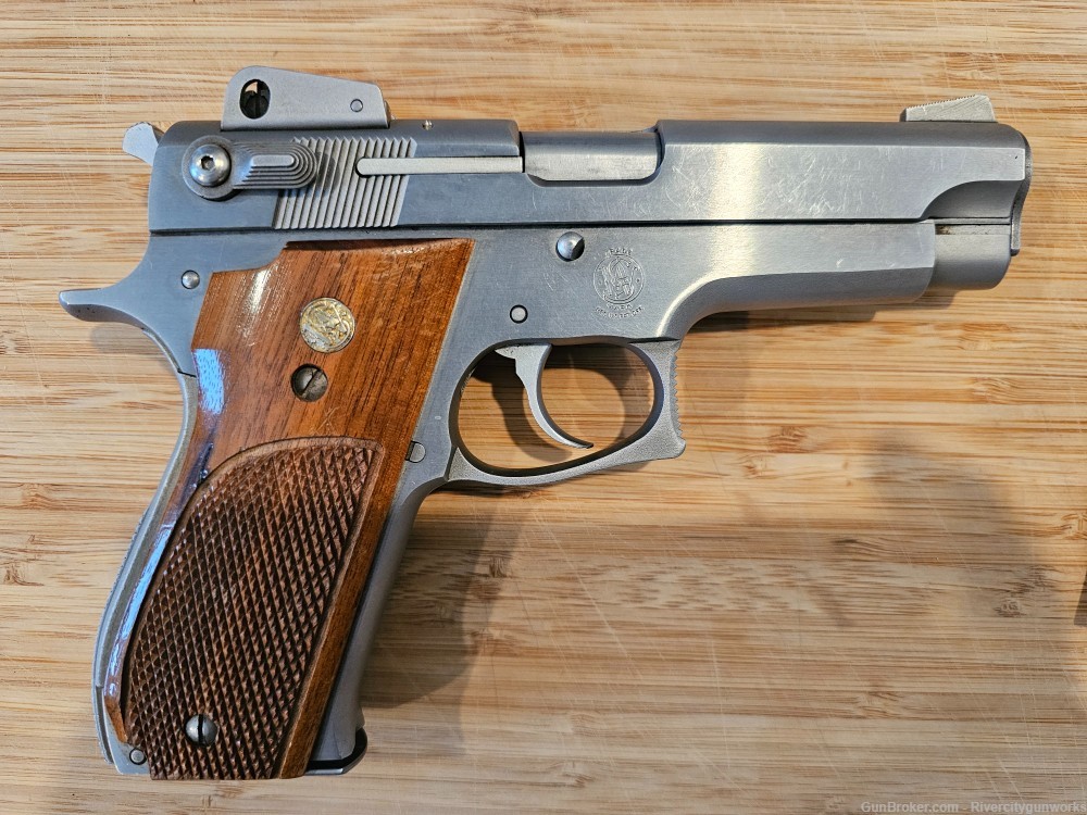 Smith & Wesson Model 639 in 9mm-img-4