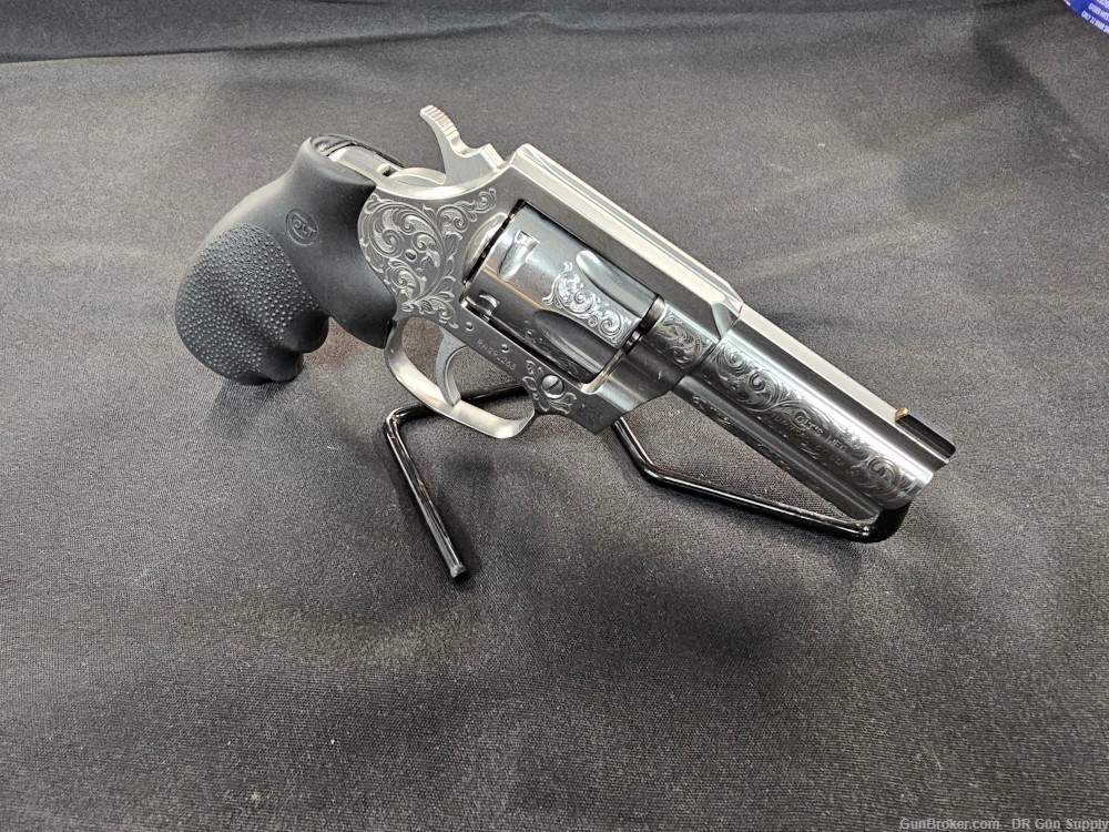 Colt King Cobra 357 Mag 3 6rd Stainless Engraved 12460 No Card Fees Revolvers At Gunbroker 4668