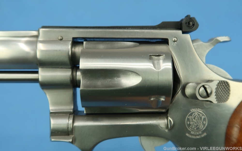 Smith & Wesson Model 63 Stainless 22 Caliber Revolver Boxed Early-img-5