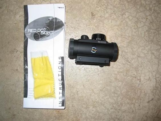 BSA Red Dot 30MM Scope with Rings-NEW!-img-3