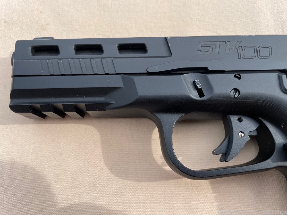 Rock Island Armory STK100 9mm Like New Pistol Glock Clone -img-18