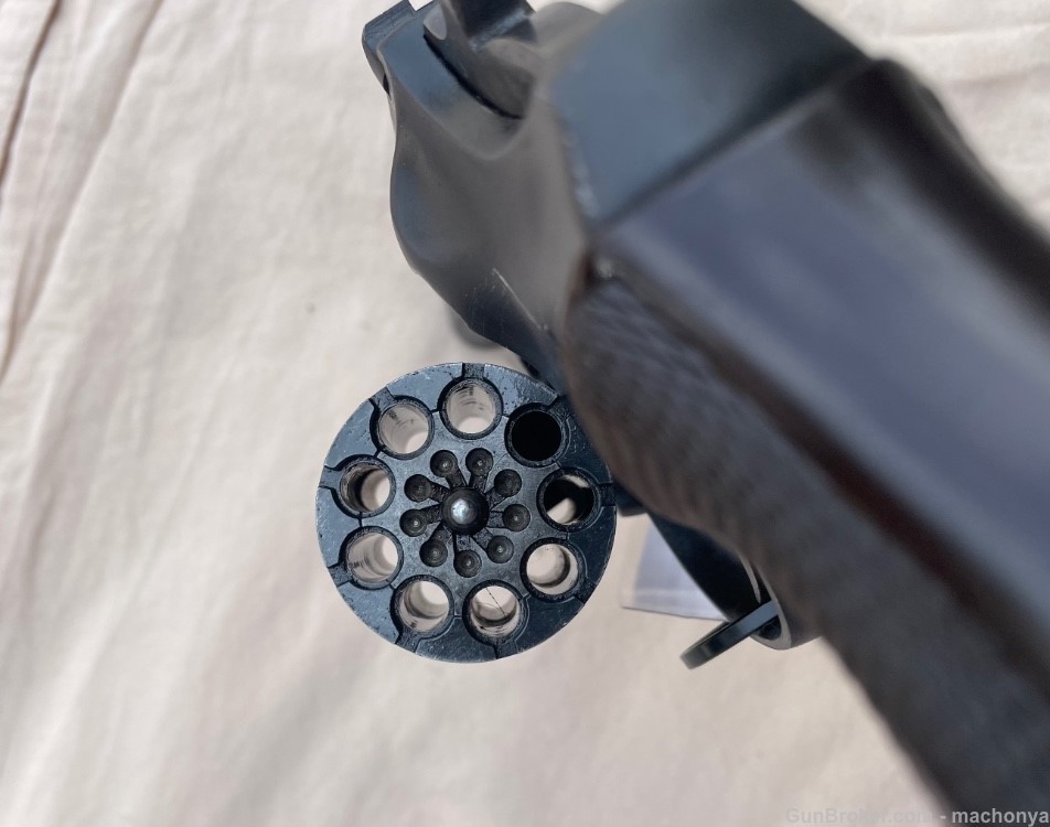 High Standard Sentinel 22 LR Revolver Good Condition  9 Shot-img-19