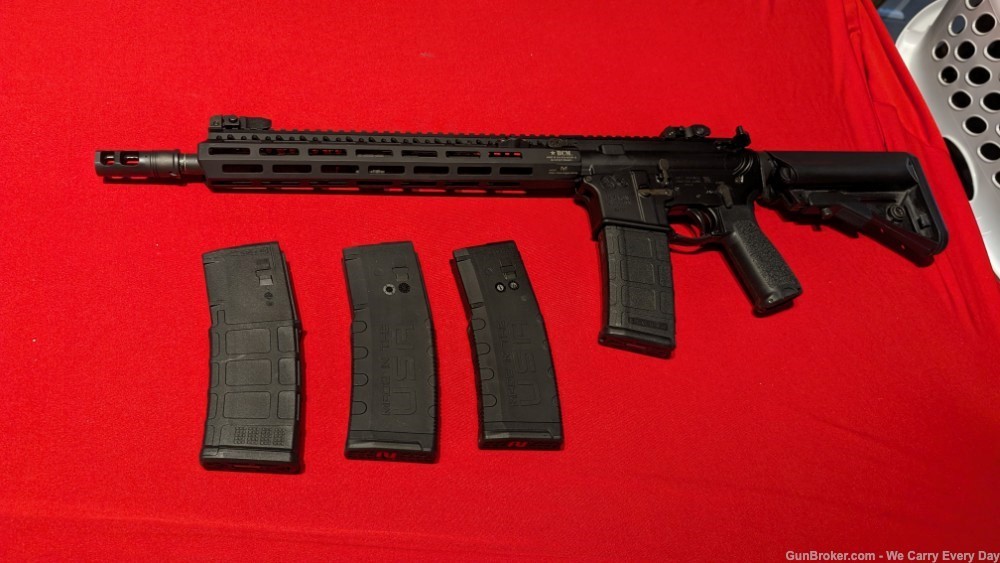 Colt LE6920 M4 Carbine with a 16' Barrel in Great Shape! Comes W/4 Mag's-img-14