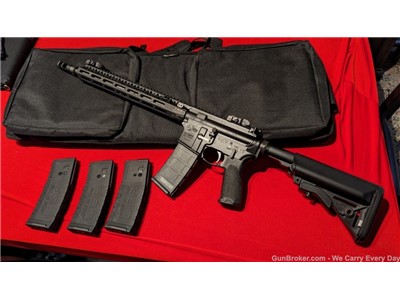 Colt LE6920 M4 Carbine with a 16' Barrel in Great Shape! Comes W/4 Mag's